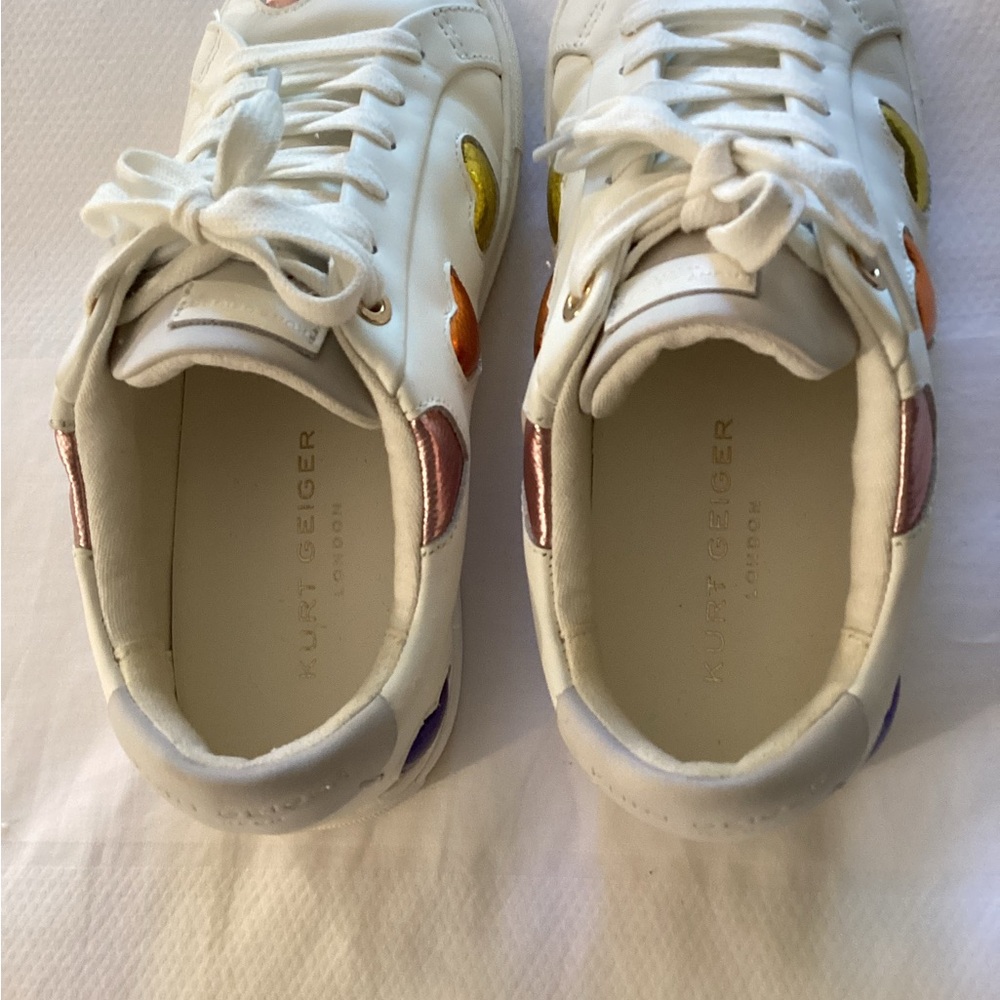 KURT GEIGER LONDON Lane Love Low Top Sneakers - Picture 7 of 12
